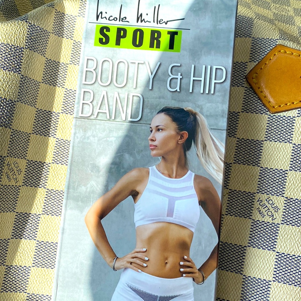 Nicole miller sport, Booty and hip band NWT